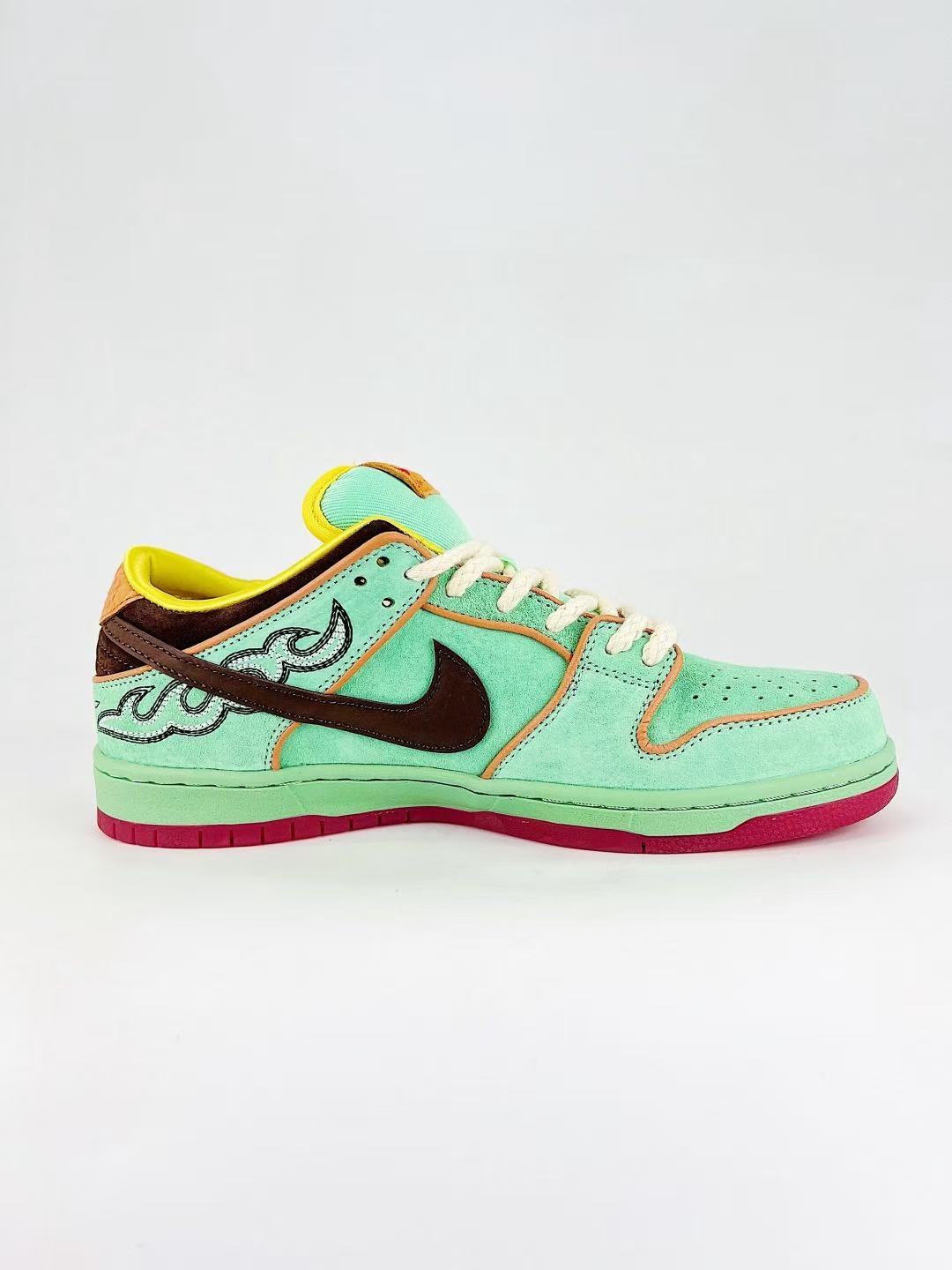 SB Dunk X Rodeo
