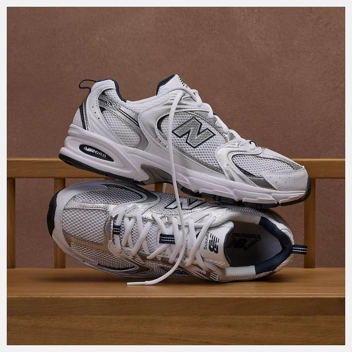 New Balance 530 MR530SG – New Balance sneaker view 3