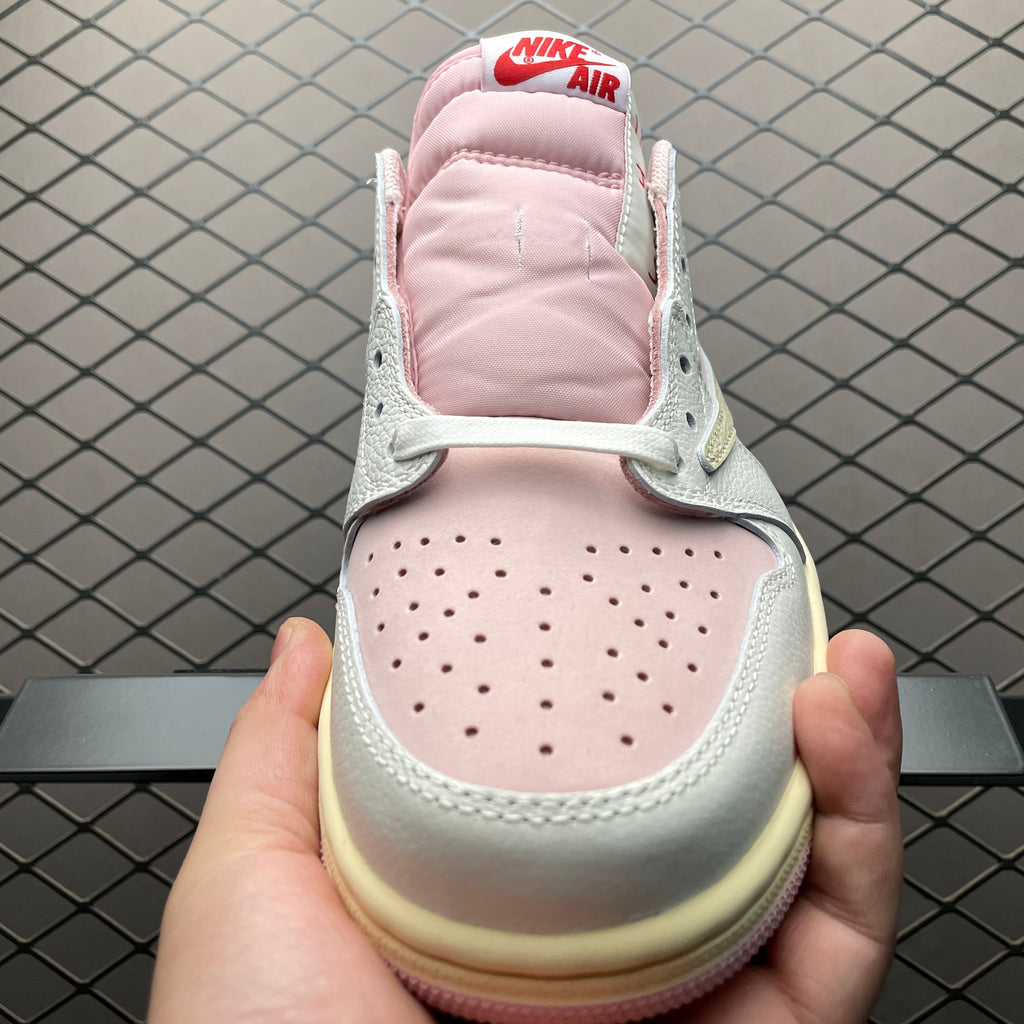 AJ1 Low Travis Scott Reverse Shy Pink